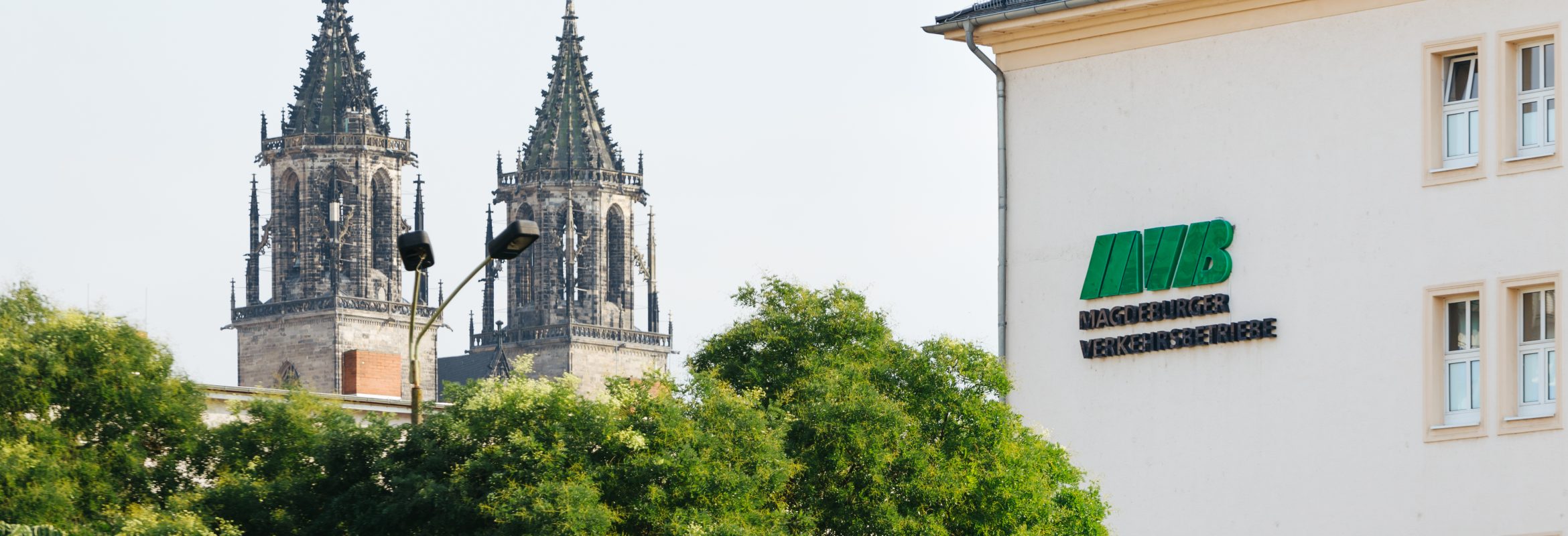 Unternehmenssitz und Magdeburger Dom, Fotograf: Stefan Deutsch