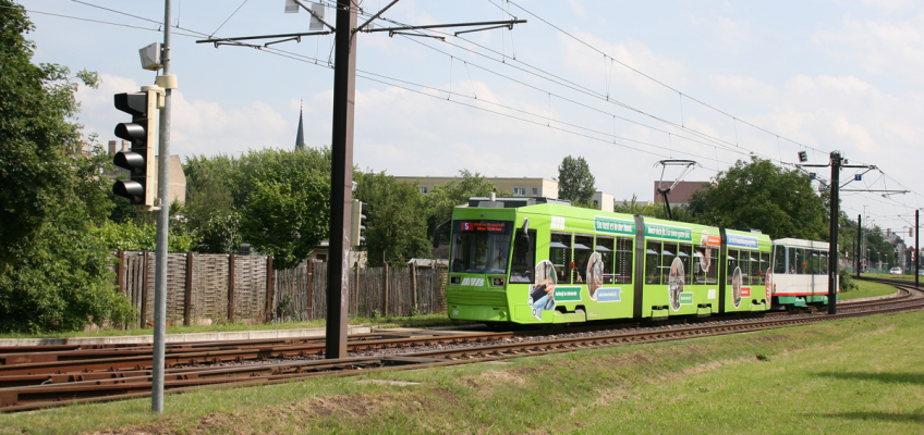 Linie 5 auf der Albert-Vater-Straße (Foto: Andreas Gürtler, MD)