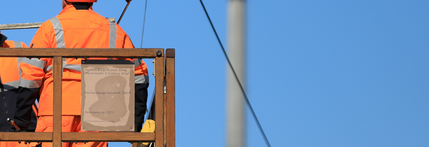 Inspektion der Oberleitung (Foto: Peter Gercke)