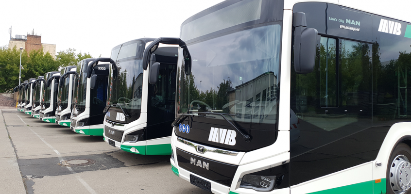 Neue Linienbusse mit Hybridmotor der Firma MAN