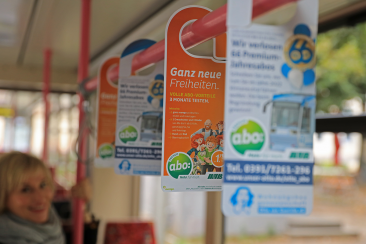 Swingcards werben für die Jubiläumsaktion