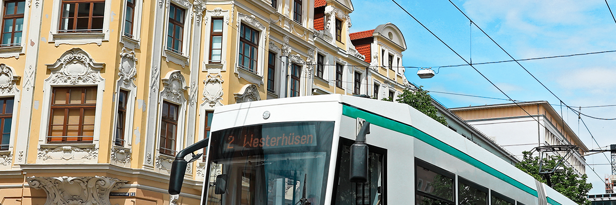Straßenbahnlinie 2 in Fahrtrichtung Buckau (Foto: Peter Gercke)