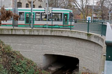 Haltestelle Benediktinerstraße/Gesellschaftshaus (Foto: Peter Gercke)
