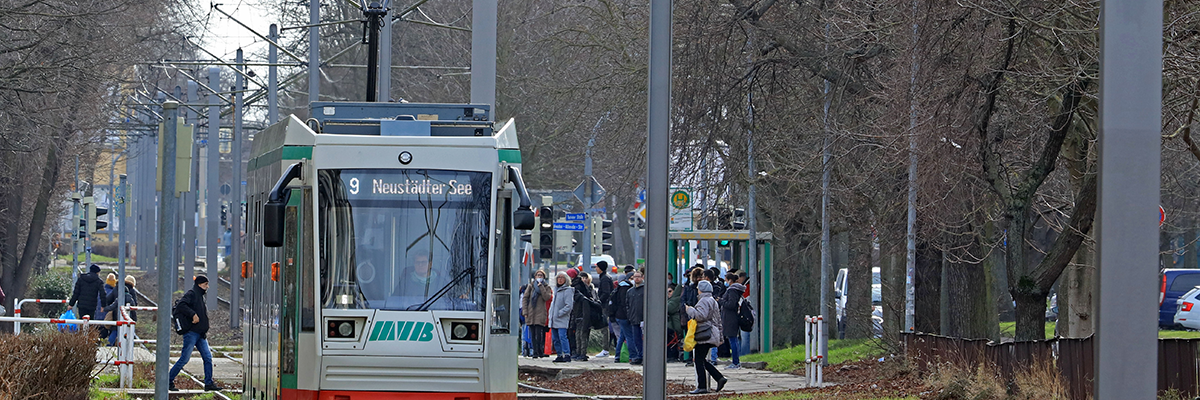 Linie 9 in Richtung Neustädter See (Foto: Peter Gercke)