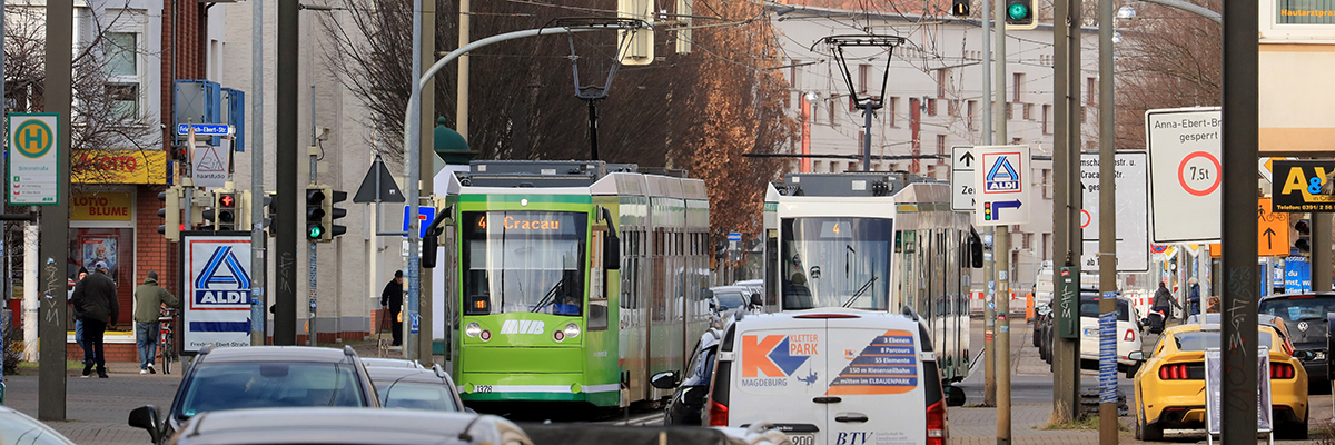 Straßenbahnverkehr in Cracau (Foto: Peter Gercke)