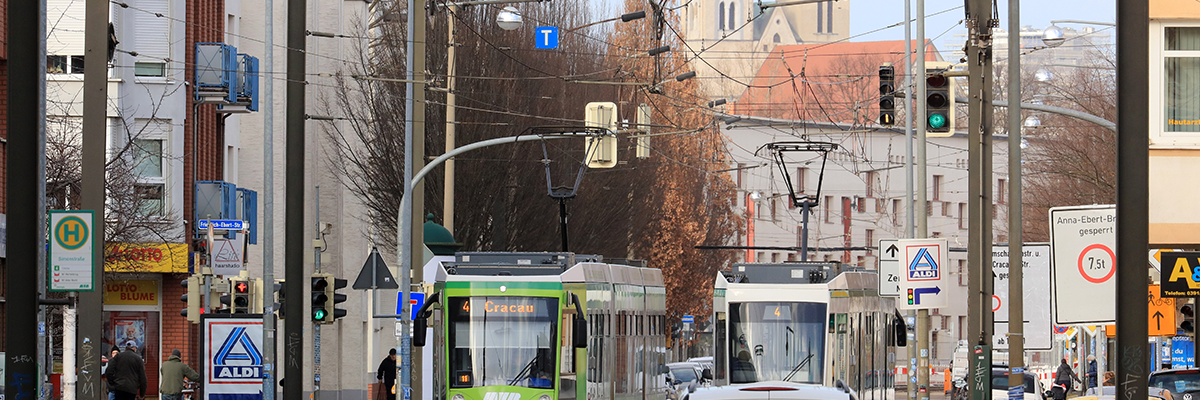 Straßenbahnverkehr in Cracau (Foto: Peter Gercke)