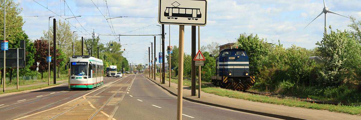 Straßenbahn in RStraßenbahn in Rothensee (Foto: Andreas Gürtler, MD)othensee