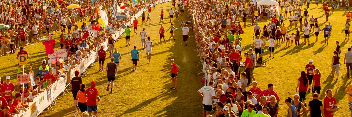Luftaufnahme der Firmenstaffel im Elbauenpark