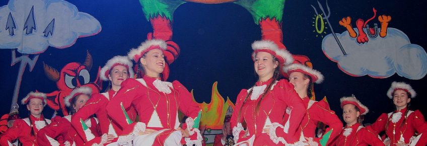 Garde Tänzerinnen des Karnevalvereins in Magdeburg