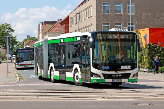 Bus der Linie 52 in Sudenburg