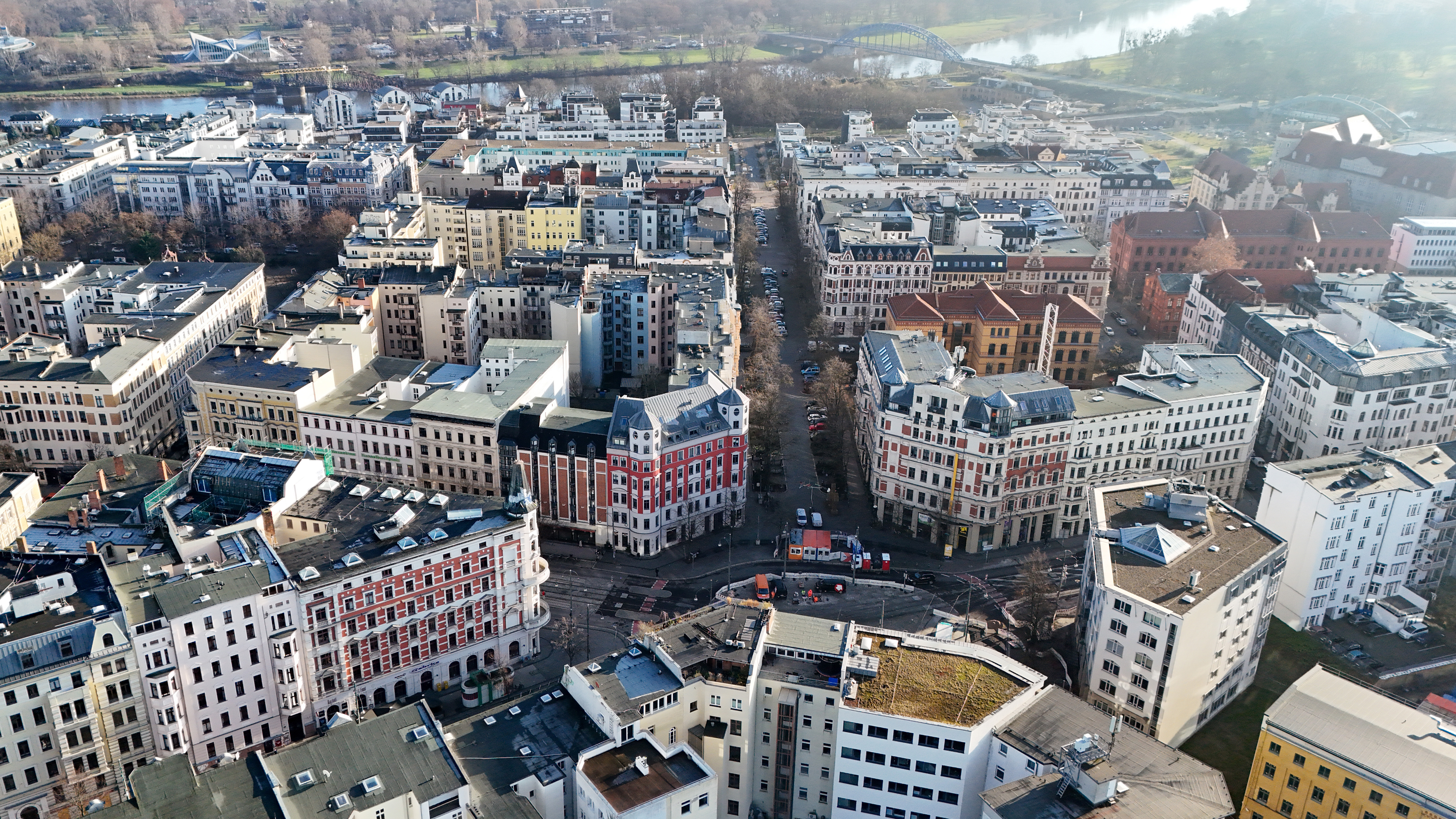 Luftbildaufaufnahme mit Blick auf das Hasselbachplatz Viertel und auf die Baustelle auf dem Hasselbach Platz.