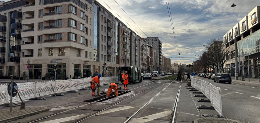 Bauarbeiten im Gleisbereich auf dem Breiten Weg, Ecke Danzstraße