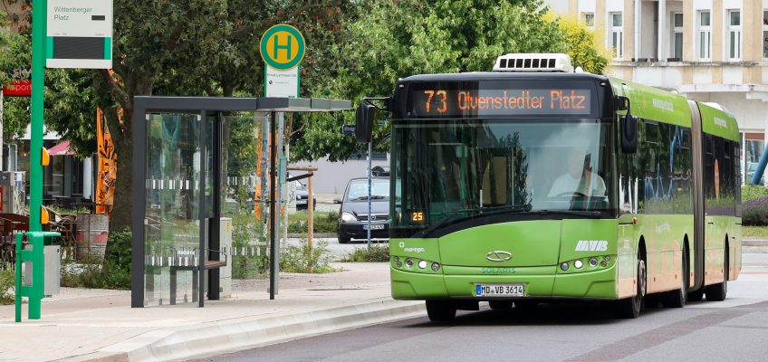 Ein Bus der Linie 73