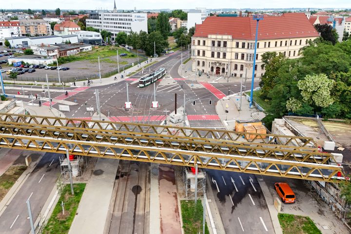 Vogelperspektive der provisorischen Ringbrücken am Damaschkeplatz